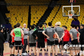 亚博足球官网-国际比赛日山东男篮刷新队史纪录——德甲节点到来；信心回归；年轻球员得到机会