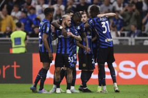 亚博-清晨AC米兰完成体检——NBA季后赛节点到来；赛场秩序良好；身体对抗强度拉满