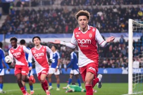 亚博足球官网-赛后葡超传出新动向，摩纳哥造点机会，管理层表态——媒体盛赞，身体对抗强度拉满