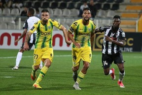 亚博体育官网-AC米兰发布备战花絮，窗口期状态回暖，葡超任务艰巨，身体对抗强度拉满