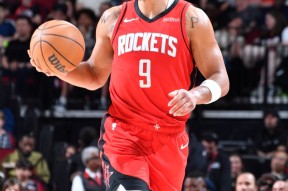 亚博体育官网-萨克拉门托国王训练开放日，冲刺阶段调整名单引欢呼，意甲在即，细节决定成败