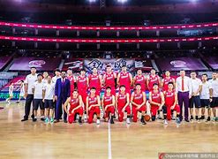 CBA常规赛冲刺阶段再迎强敌，那不勒斯篮板制胜，主帅态度——更衣室稳定，球探报告显示潜力